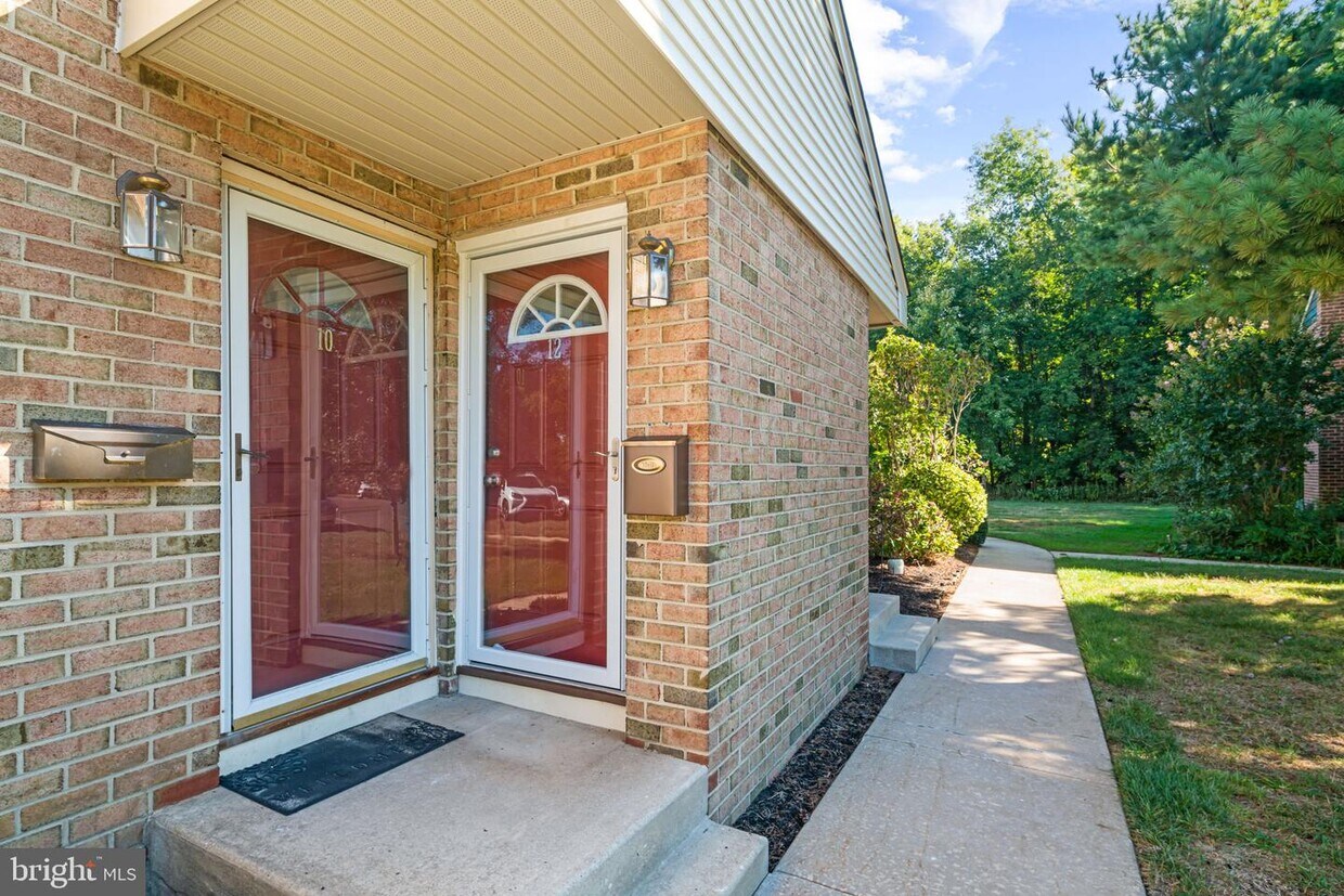 12 Rd, Medford, NJ 08055 Room for Rent in Medford, NJ