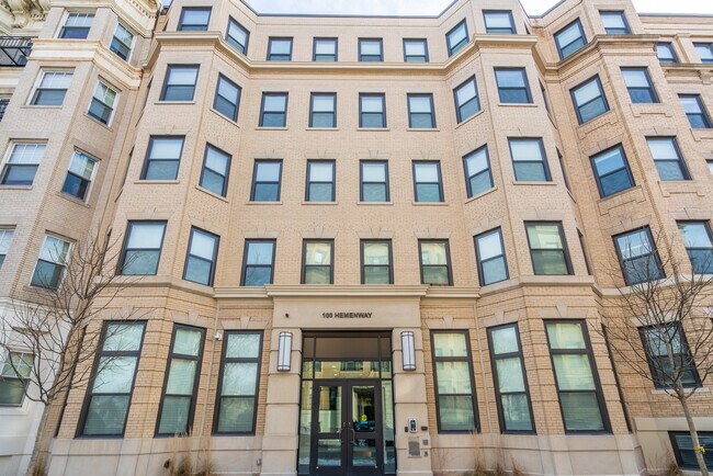 Foto del edificio - 100 Hemenway