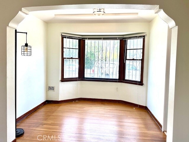 Building Photo - 230 E Ave 42