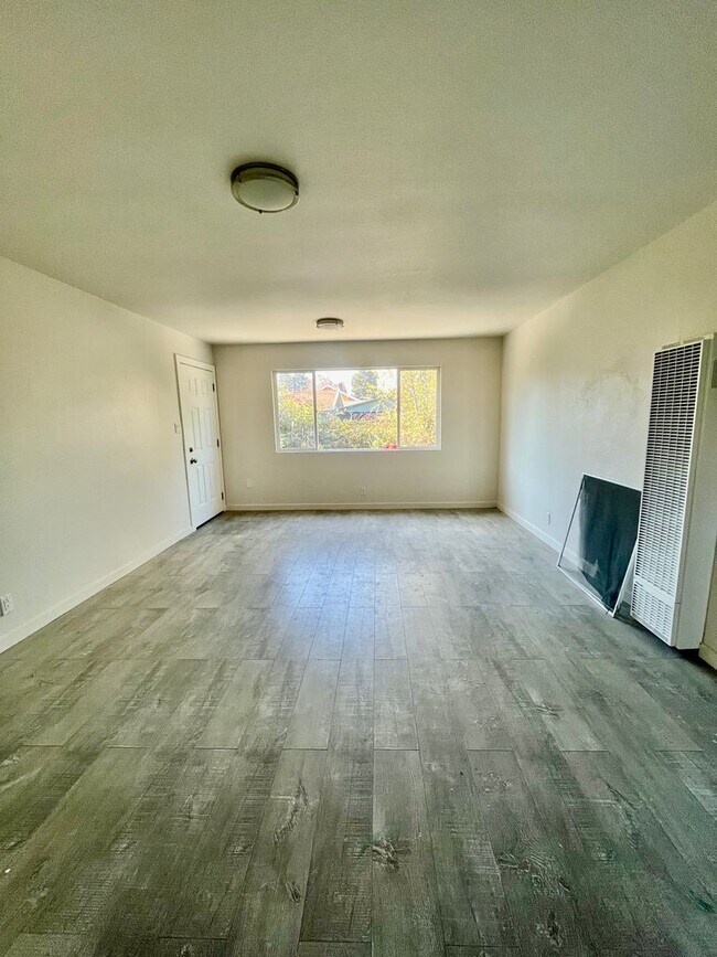 Foto del edificio - 1467 82nd Ave.