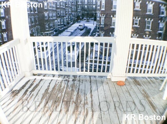 Foto del edificio - 165 Kelton St