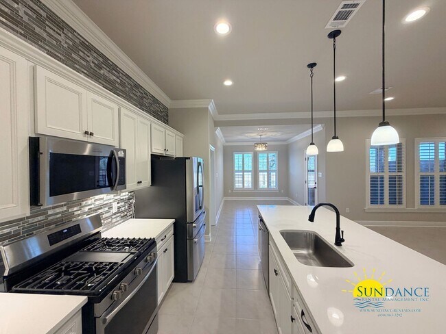 Foto del edificio - Custom-crafted details shine throughout this stunning 3-bedroom home in Magnolia at the Bluffs in...