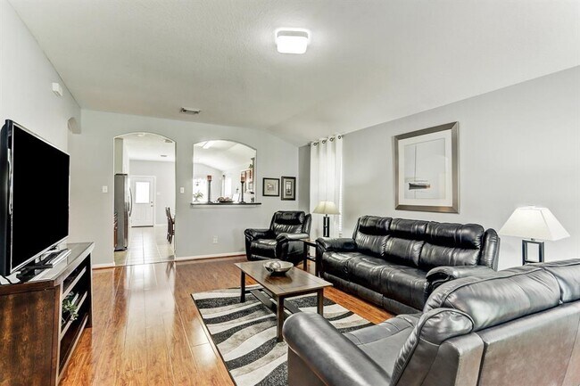 Foto del edificio - 1907 Wildbrook Canyon Ln