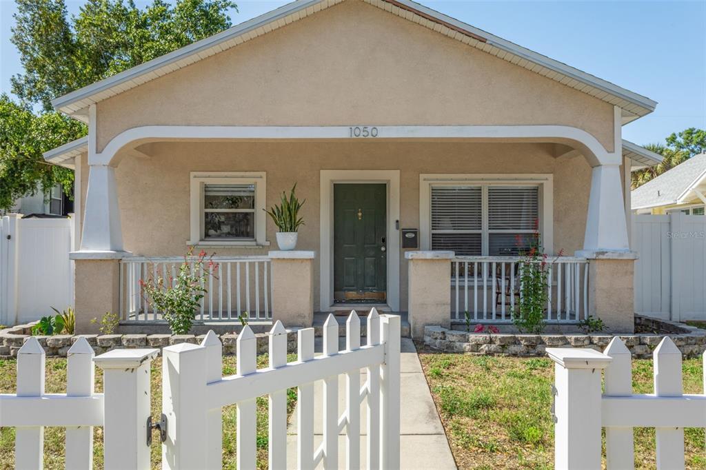 Foto principal - 1050 22nd Ave N
