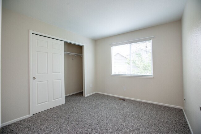 Foto del edificio - 3839 Eclipse Ln
