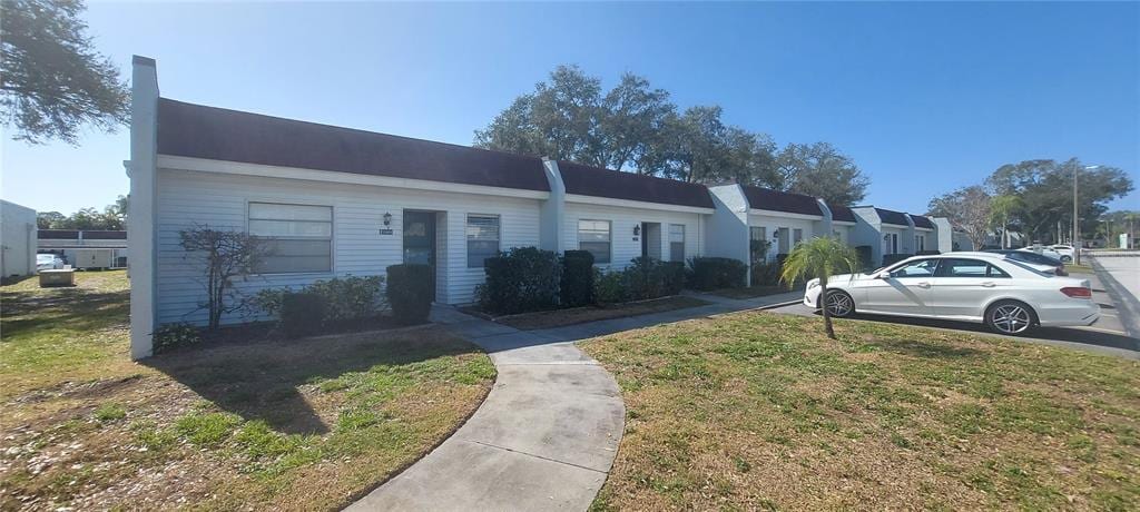 Primary Photo - 13850 Oakwood Ln