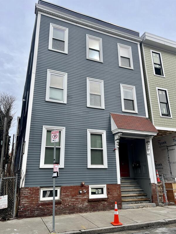 Foto principal - 41 Washburn St