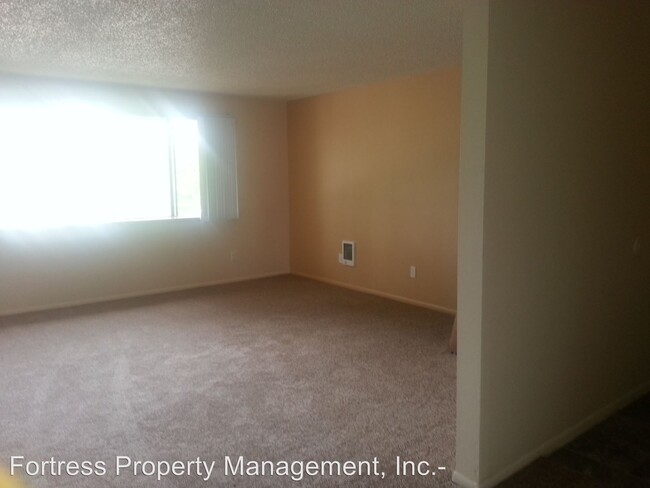 Foto del edificio - 10615 NE Weidler St