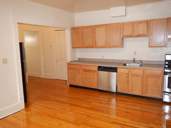 Foto del edificio - 430 Westcott St