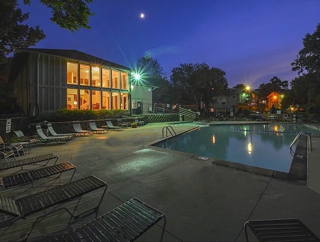 Foto del edificio - Hillcrest Estates