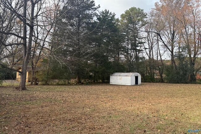 Building Photo - 4712 Cavett Dr NW