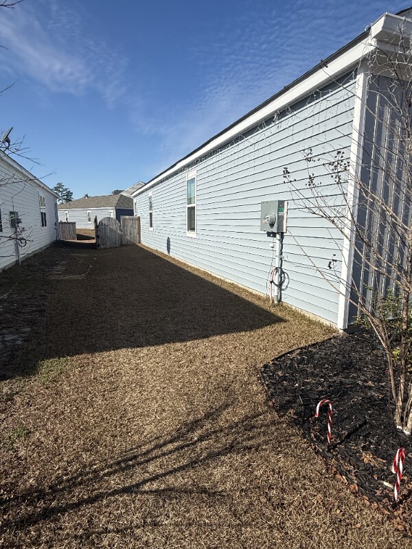 Foto del edificio - 329 Feldspar Ln