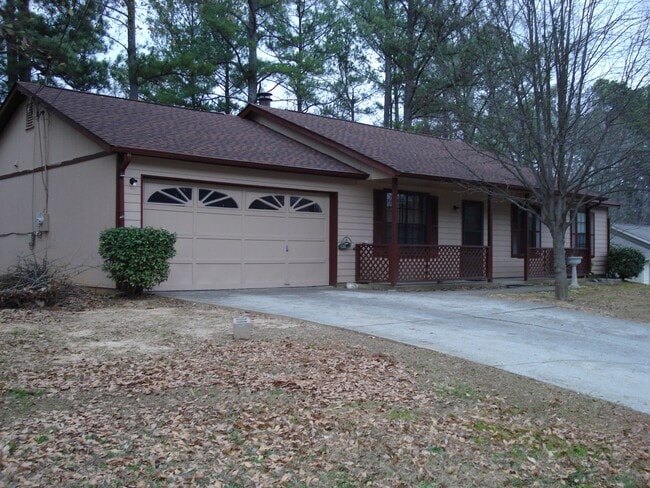 Building Photo - 2071 Walden Park Pl