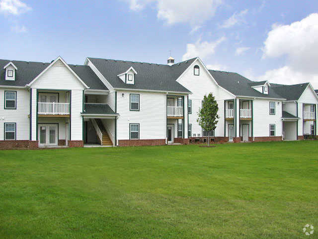 Deer Chase Apartments Apartments - 12190 Whirlaway Dr Noblesville, IN ...