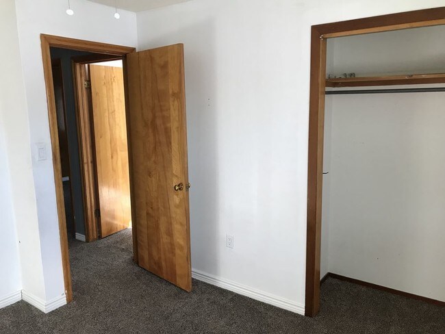 Foto del edificio - 2231 E 6525 S