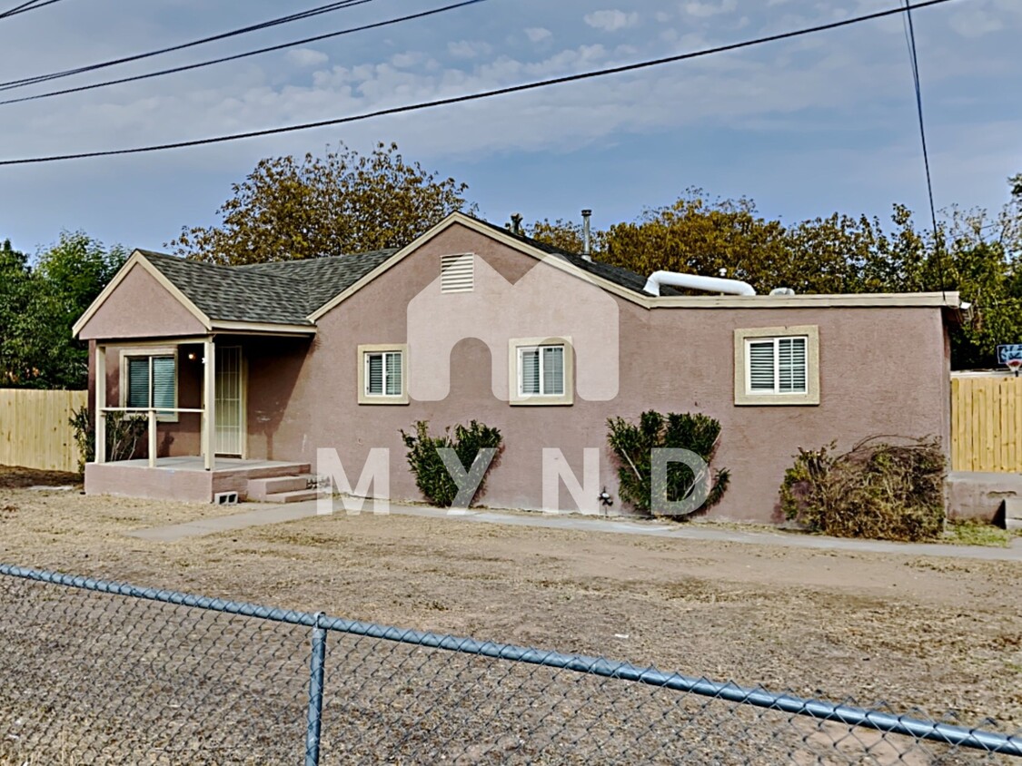Primary Photo - 2128 W Georgia Ave