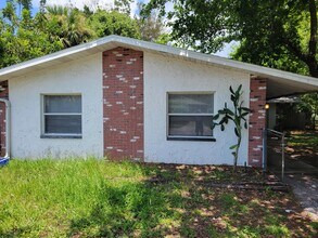 Building Photo - 3135 Pine Tree Ave