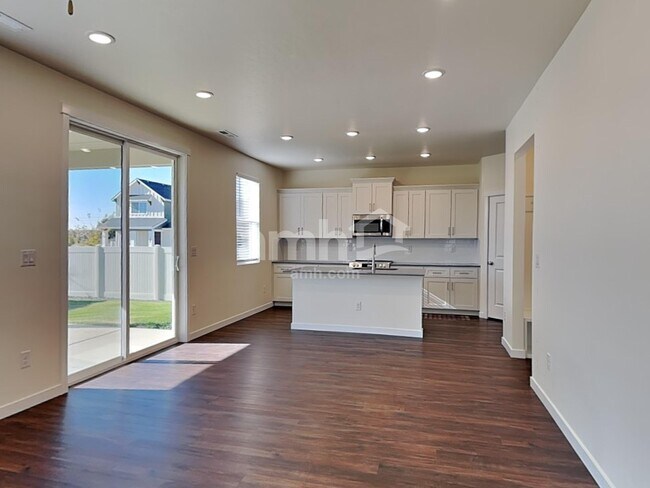 Foto del edificio - 9523 W Shumard St