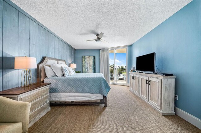 Foto del edificio - 28103 Perdido Beach Blvd
