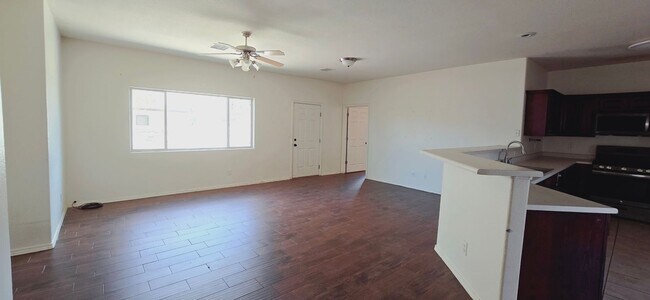 Building Photo - Charming 4 bedroom, 2 bath in Anthony, TX