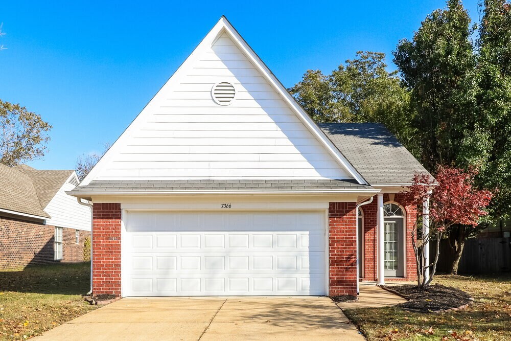 Foto principal - 7366 Pecan Meadow Dr E