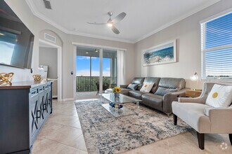 Building Photo - 14041 Heritage Landing Blvd