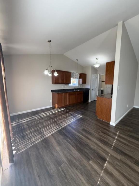 Building Photo - 404 Wynchat Dr