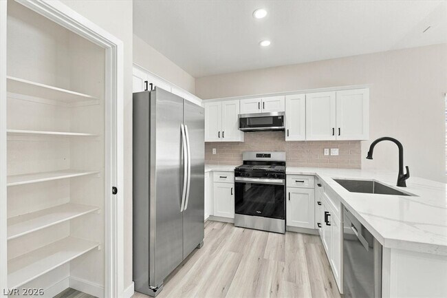 Building Photo - 6898 Perfect Sunset Ct