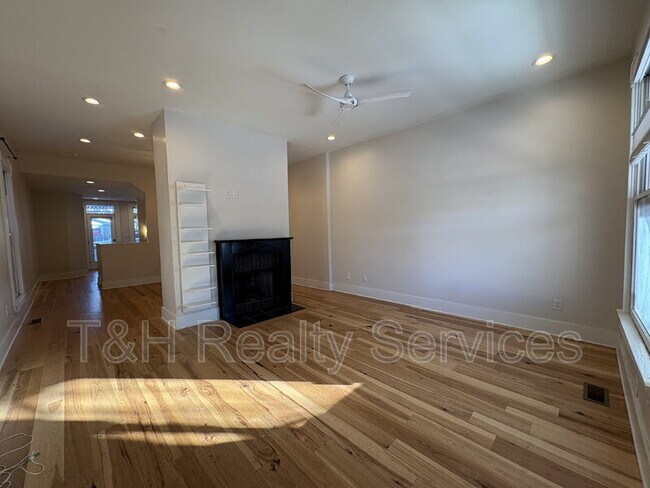 Foto del edificio - 427 N College Ave