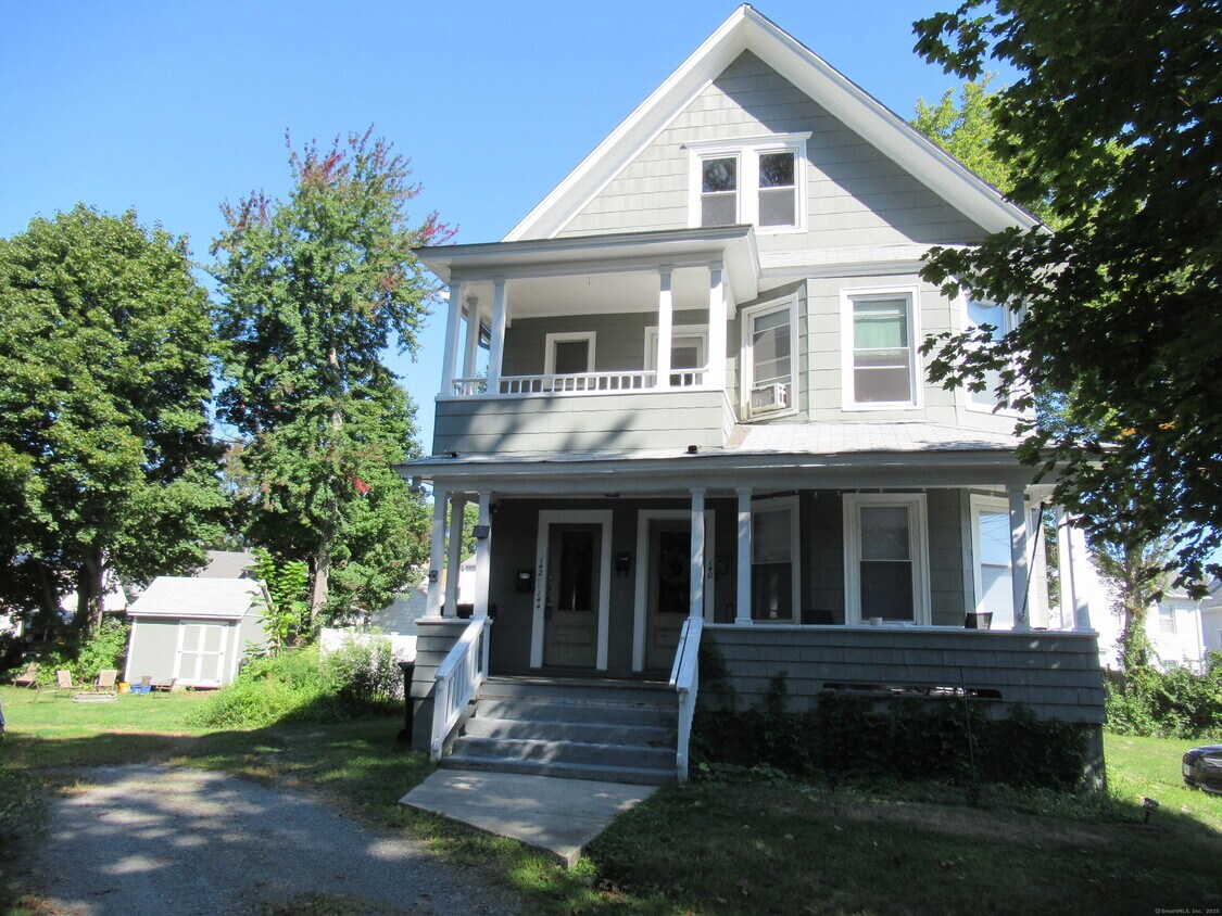 Foto principal - 144 Disbrow St