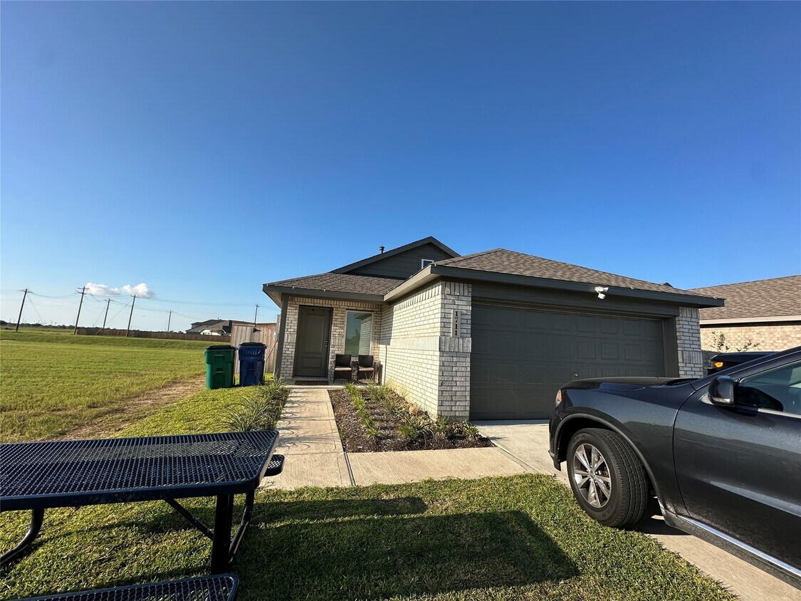 Foto principal - 1723 Windrose Bnd