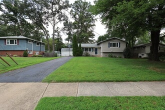 Building Photo - 9704 St Andrews Dr