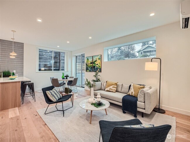 Foto del edificio - Greenwood 3 Bedroom New Construction Townhouse!