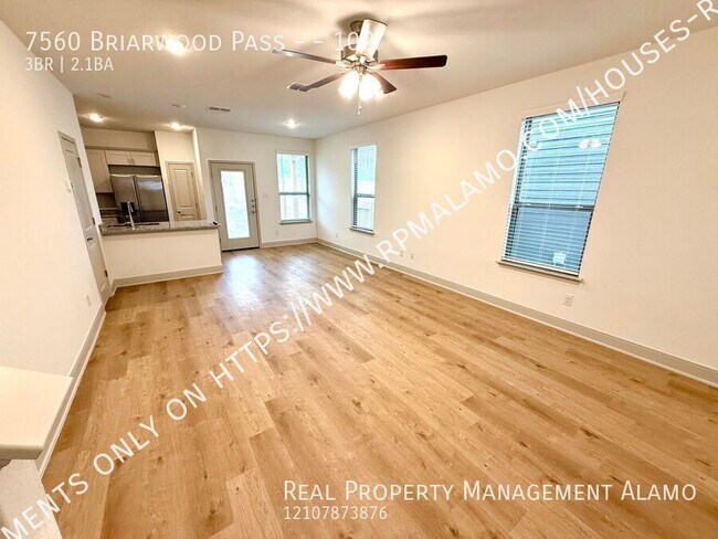 Foto del edificio - 7560 Briarwood Pass Pass