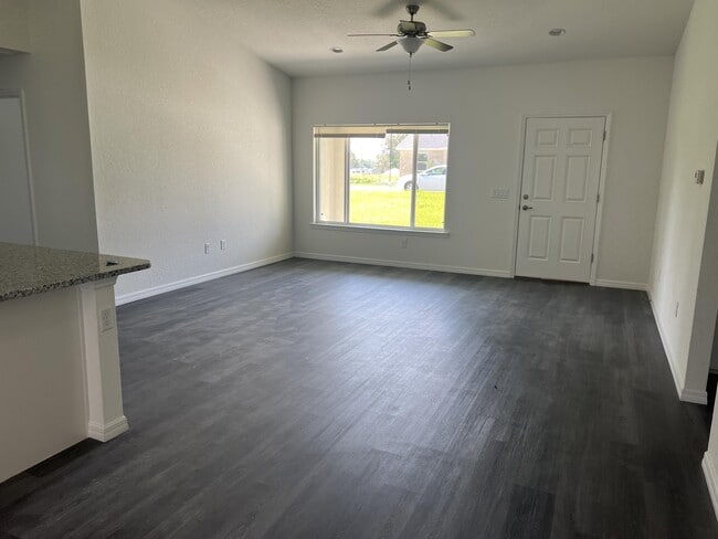 Building Photo - 34 Malauka Cir