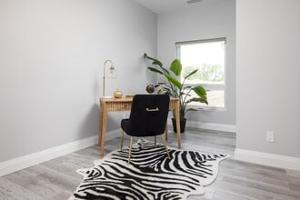 Building Photo - Trinity Gate - 4755 Walker Rd