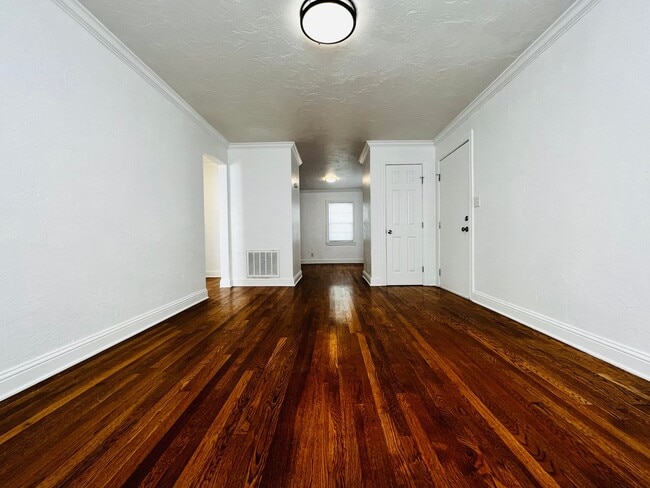 Foto del edificio - Beautiful 1BD 1BA Apartment in Historic Crown Heights!!!