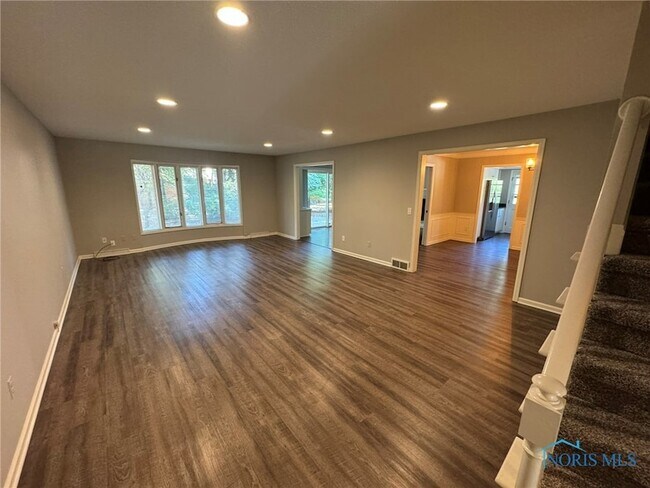 Building Photo - 2045 Whitehall Rd