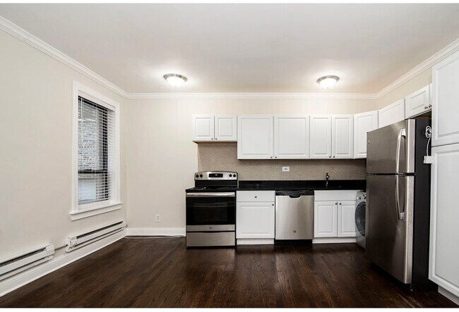 Foto del edificio - 3345 N Marshfield Ave