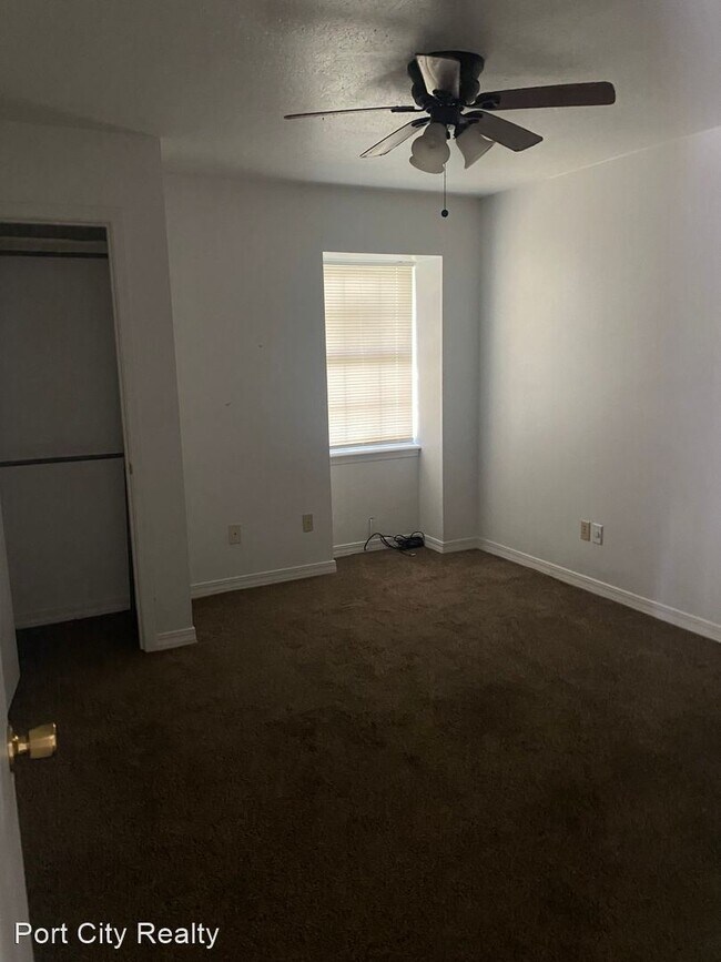 Building Photo - 2 br, 1 bath House - 6824 Jefferson Paige ...