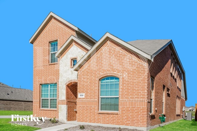 Foto del edificio - 2528 Northcote Dr