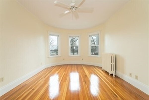 Building Photo - 73 Farragut Rd