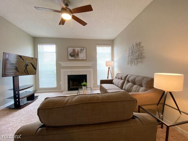 Foto del edificio - 2 br, 2 bath Townhome - 3401 Skysail Place