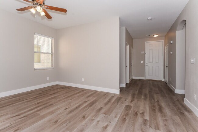 Building Photo - 892 Shining Rose Pl