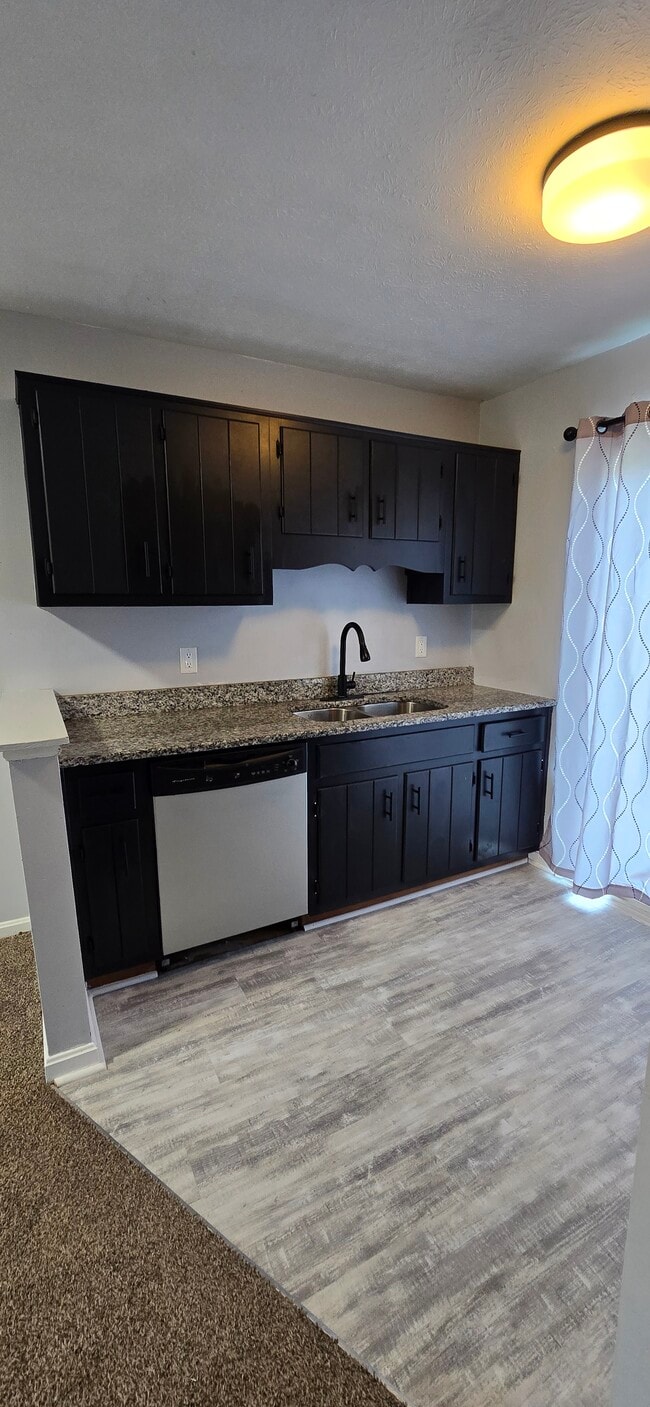 Building Photo - 2825 Frontier Ct