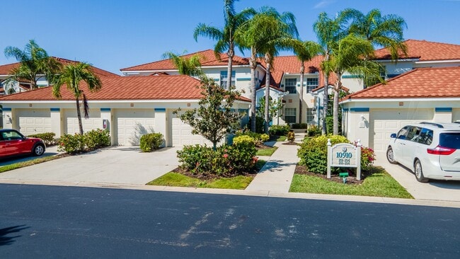 Building Photo - 10910 Santa Margherita Rd