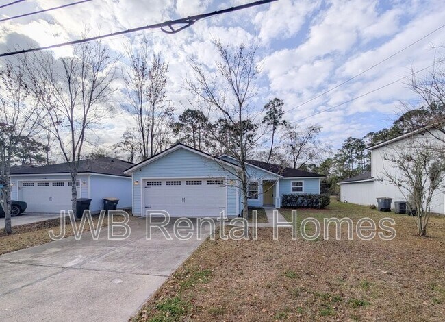 Building Photo - 8260 Maple St