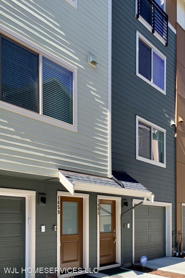 Building Photo - 3 br, 3.5 bath House - 1465 158th Ct NE