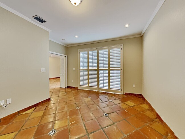 Foto del edificio - 941 Doveplum Ct