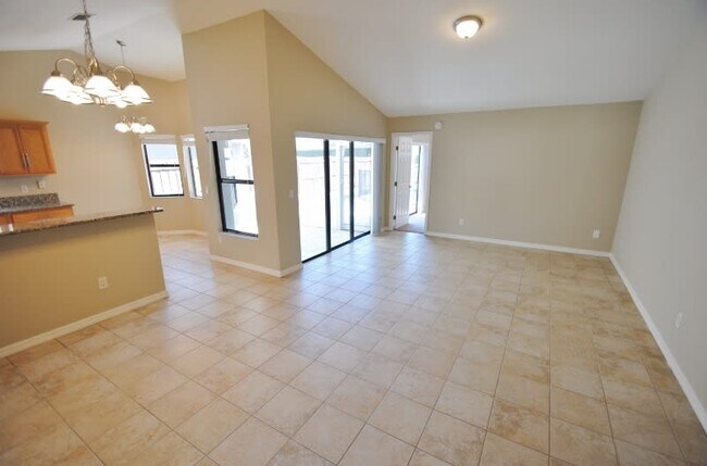 Building Photo - 1003 Pearson Dr